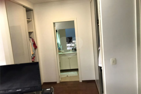 Apartamento à venda com 3 suítes em Jardim Ampliação, São Paulo, SP