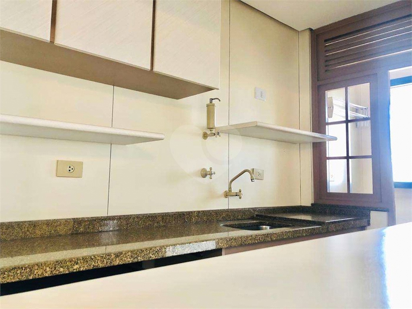 Flat à venda com 1 suíte em Santana, São Paulo, SP