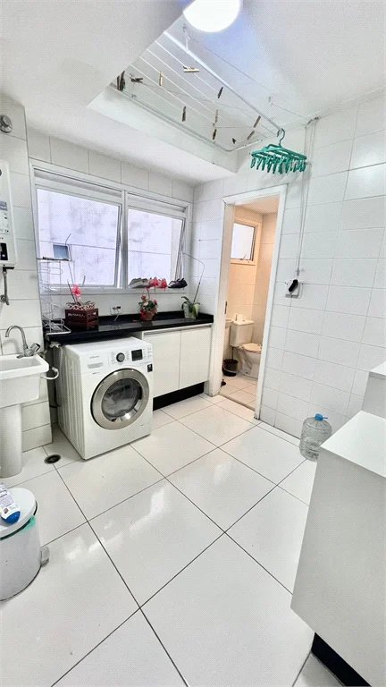 Apartamento à venda com 3 suítes em Jardim Monte Kemel, São Paulo, SP