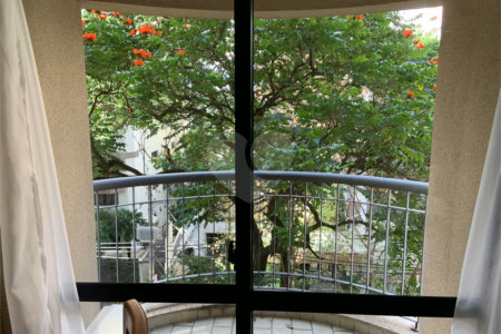 Flat à venda com 2 suítes em Jardim Europa, São Paulo, SP