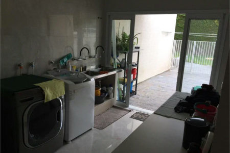 Casa à venda com 5 suítes no condomínio São Paulo, São Paulo - SP