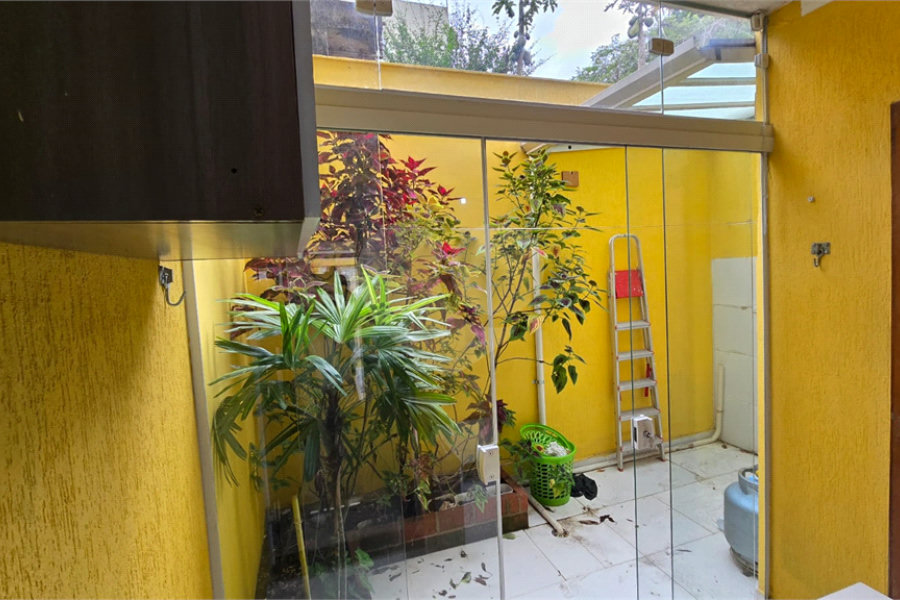 Sobrado à venda com 3 quartos, sendo 1 suíte, em Vila Clarice, São Paulo, SP