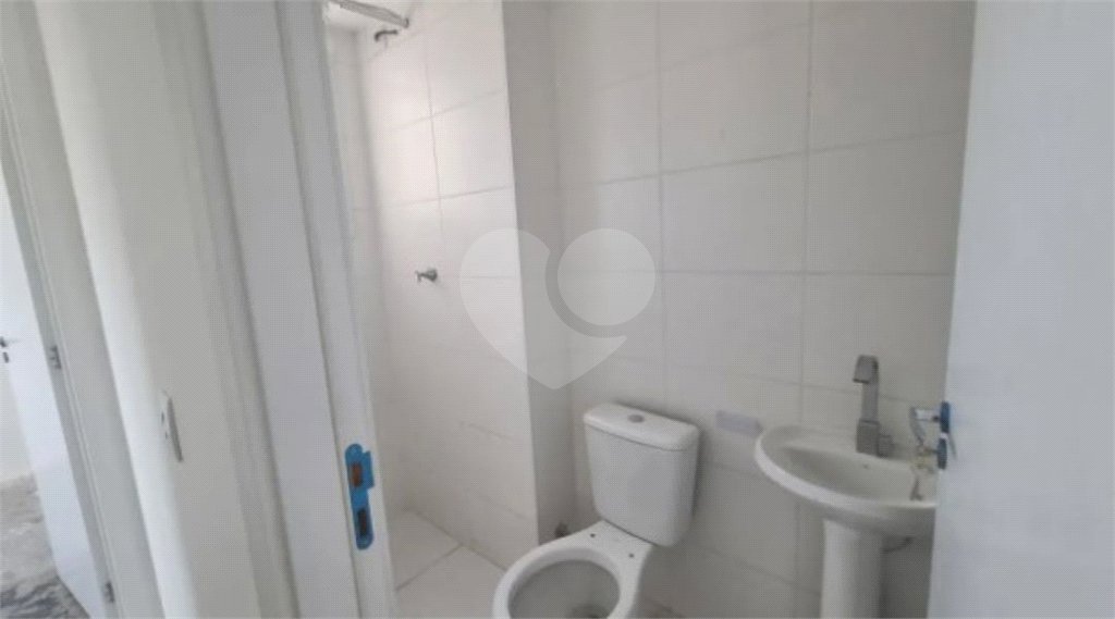 Apartamento à venda com 2 quartos em Vila Zat, São Paulo, SP