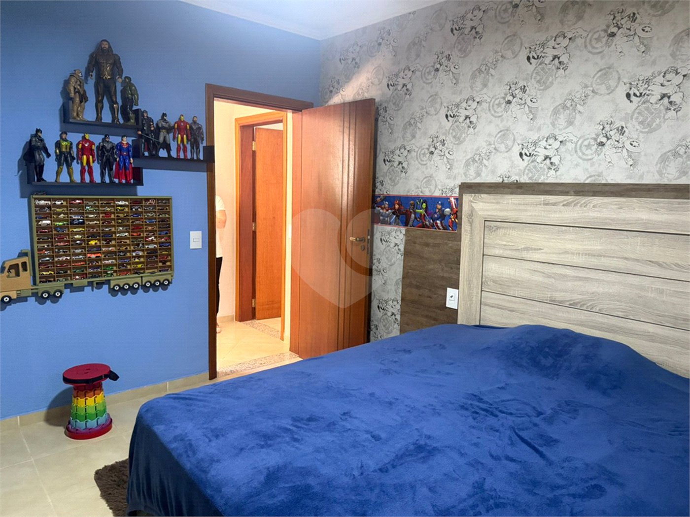 Casa à venda com 3 suítes no condomínio Terras de Mont Serrat, Salto - SP
