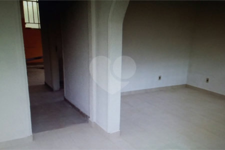Casa à venda com 5 quartos em Cidade Dutra, São Paulo, SP