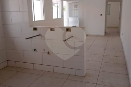 Casa à venda com 2 quartos em Jardim dos Ipês, Mairinque, SP
