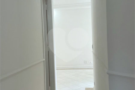 Apartamento à venda com 3 quartos, sendo 1 suíte,  em Vila Suzana, São Paulo, SP