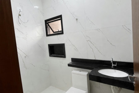 Casa à venda com 3 quartos, sendo 1 suíte,  em Parque Residencial Quinta da Lagoa, Três Lagoas, MS