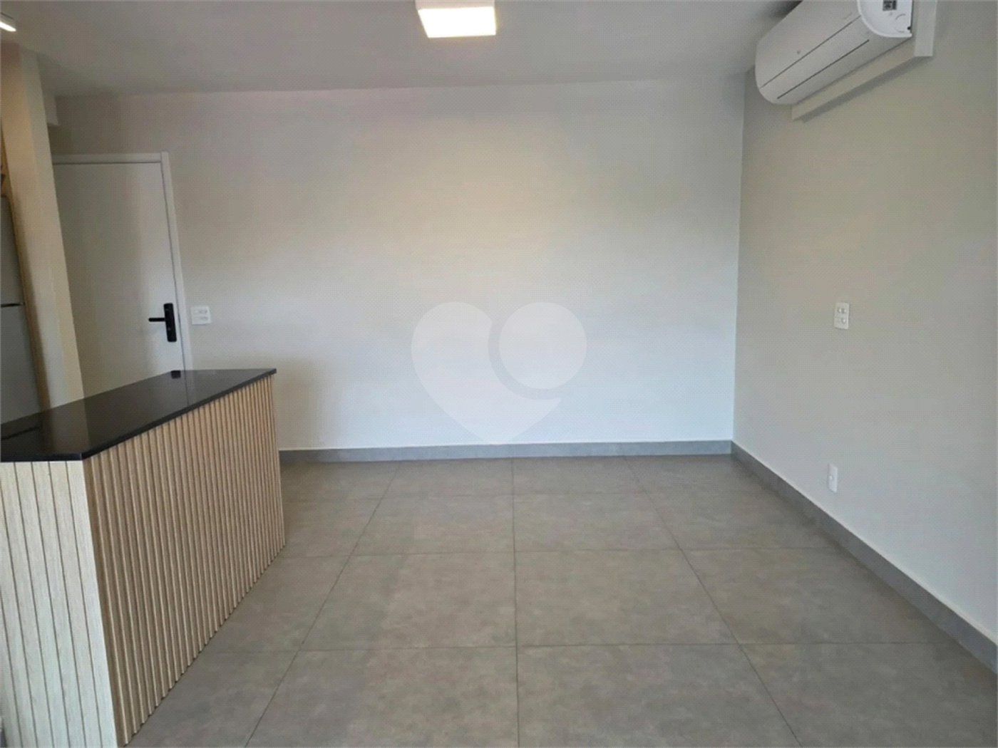 Apartamento à venda ou para alugar com 2 quartos, sendo 1 suíte,  em Planalto Paulista, São Paulo, SP