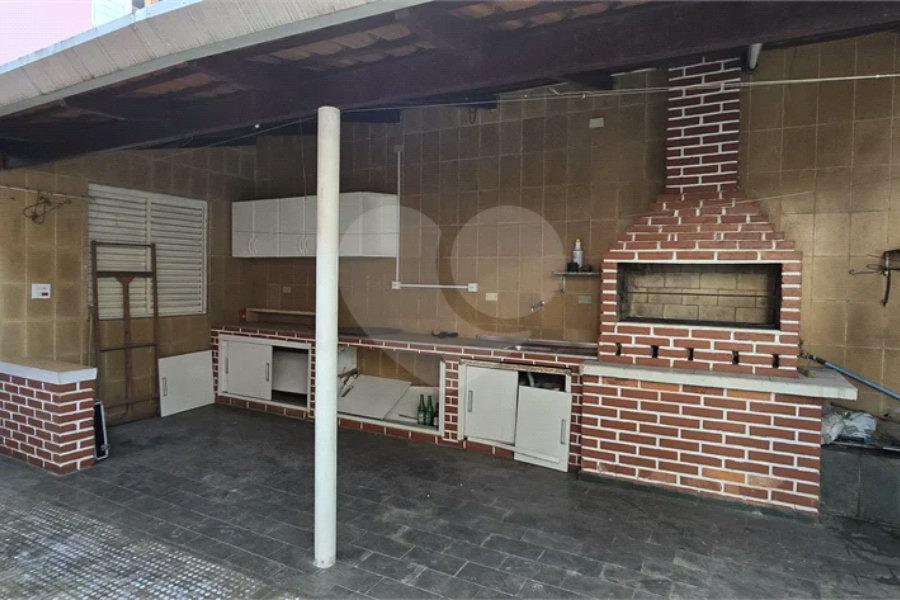Casa à venda com 3 quartos, sendo 1 suíte, em Morumbi, São Paulo, SP