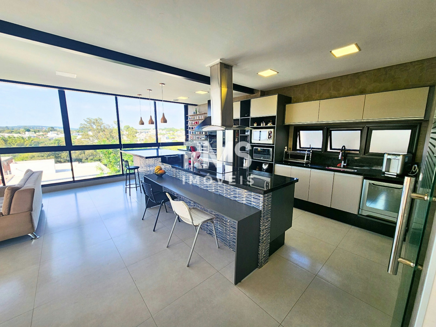 Casa à venda ou para alugar com 4 quartos, sendo 3 suítes,  em Pinheirinho Ii, Itu, SP