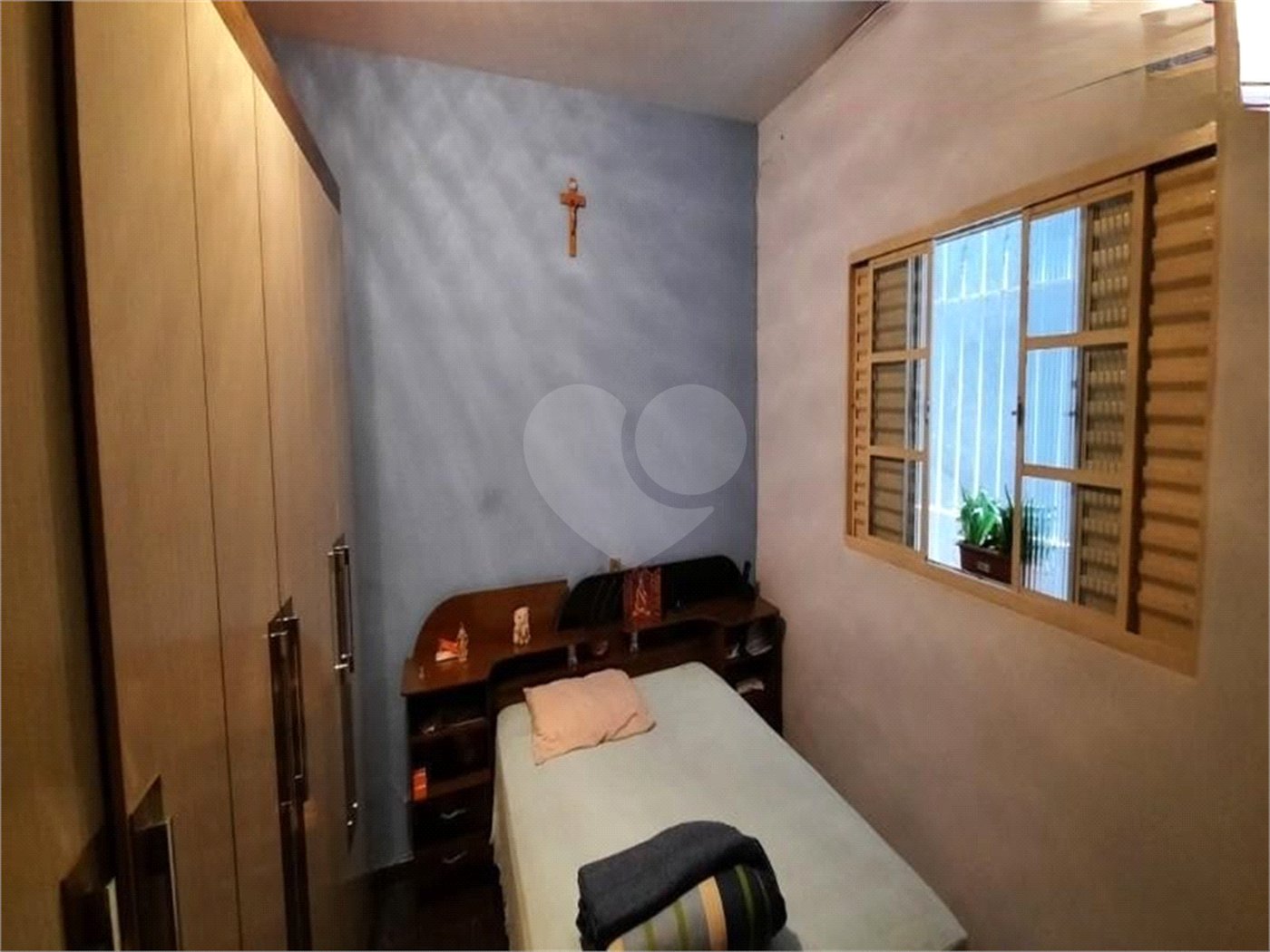 Sobrado à venda com 5 quartos, sendo 1 suíte, em Jardim Cumbica, Guarulhos, SP