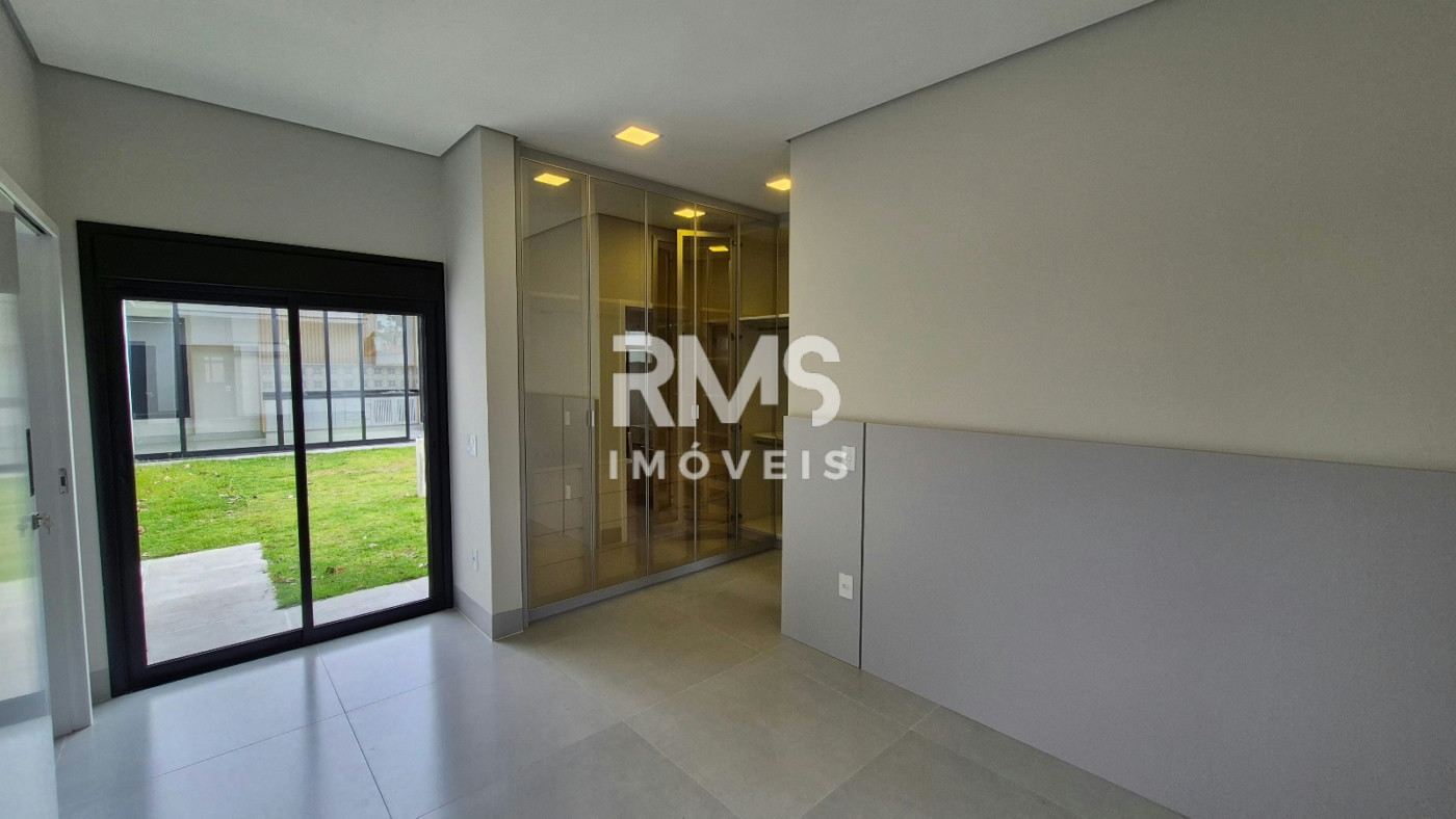 Residencial Una