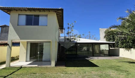 Casa em condomínio à venda com 7 quartos, sendo 4 suítes,  em Praia Rasa, Armação dos Búzios, RJ