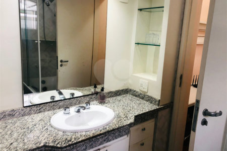 Casa Térrea à venda com 3 quartos, sendo 1 suíte,  em Vila Industrial, Mogi das Cruzes, SP