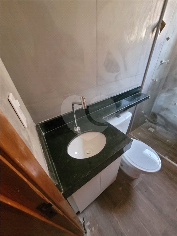 Casa à venda com 3 quartos, sendo 1 suíte,  no condomínio Vale dos Gansos, Mairiporã - SP