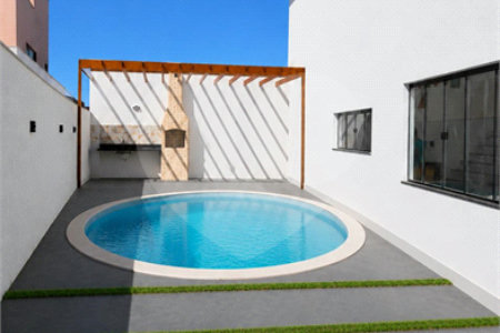 Casa à venda com 3 quartos, sendo 2 suítes, em Guriri, Cabo Frio, RJ