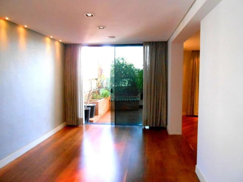 Apartamento à venda com 4 suítes em Vila Suzana, São Paulo, SP