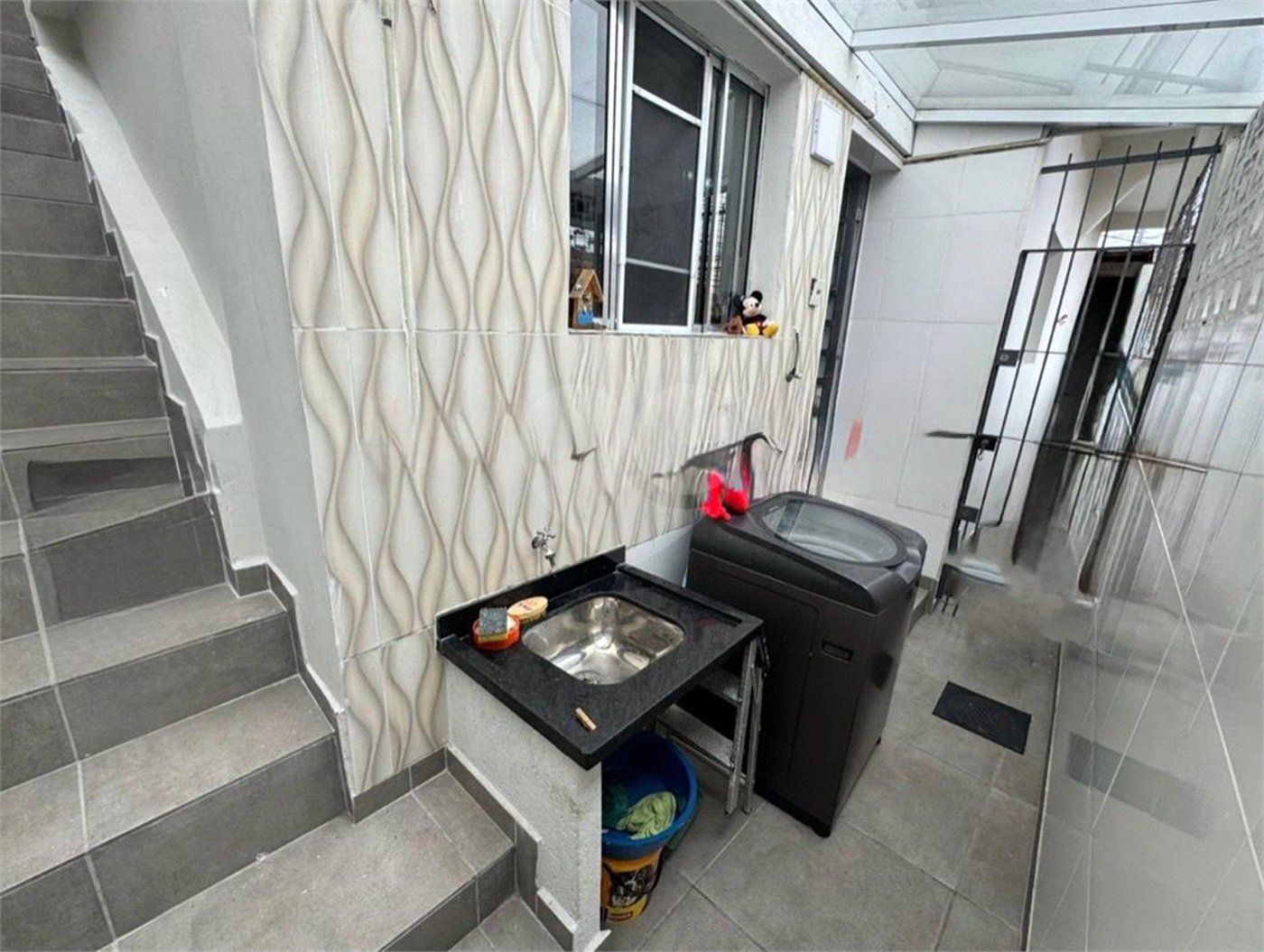 Sobrado à venda com 4 quartos, sendo 1 suíte, em Vila Gustavo, São Paulo, SP