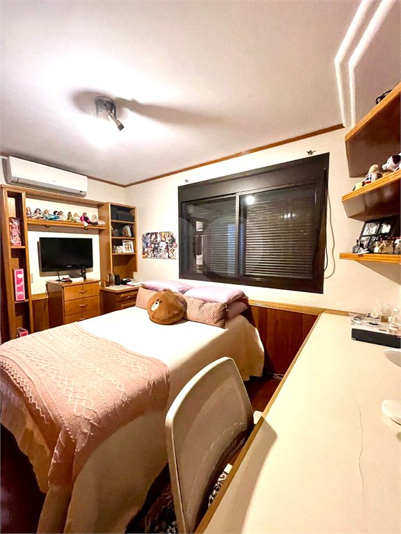 Apartamento à venda com 6 suítes em Santana, São Paulo, SP