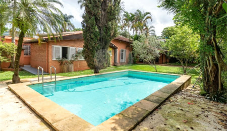Casa à venda com 3 quartos, sendo 1 suíte,  em Alto da Boa Vista, São Paulo, SP