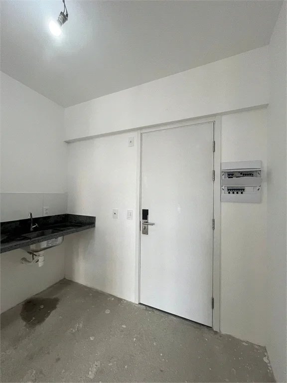 Apartamento à venda com 1 quarto em Sumarezinho, São Paulo, SP