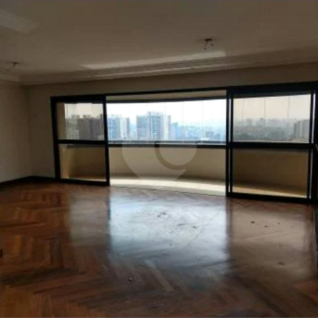 Apartamento à venda com 4 suítes em Vila Andrade, São Paulo, SP