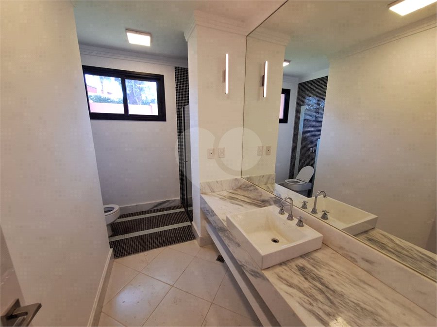 Casa para alugar com 5 quartos, sendo 3 suítes,  no condomínio Chacara Santa Maria, Votorantim - SP