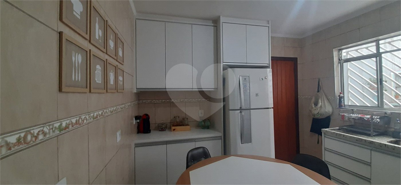 Sobrado à venda com 4 quartos, sendo 1 suíte,  em Tremembé, São Paulo, SP
