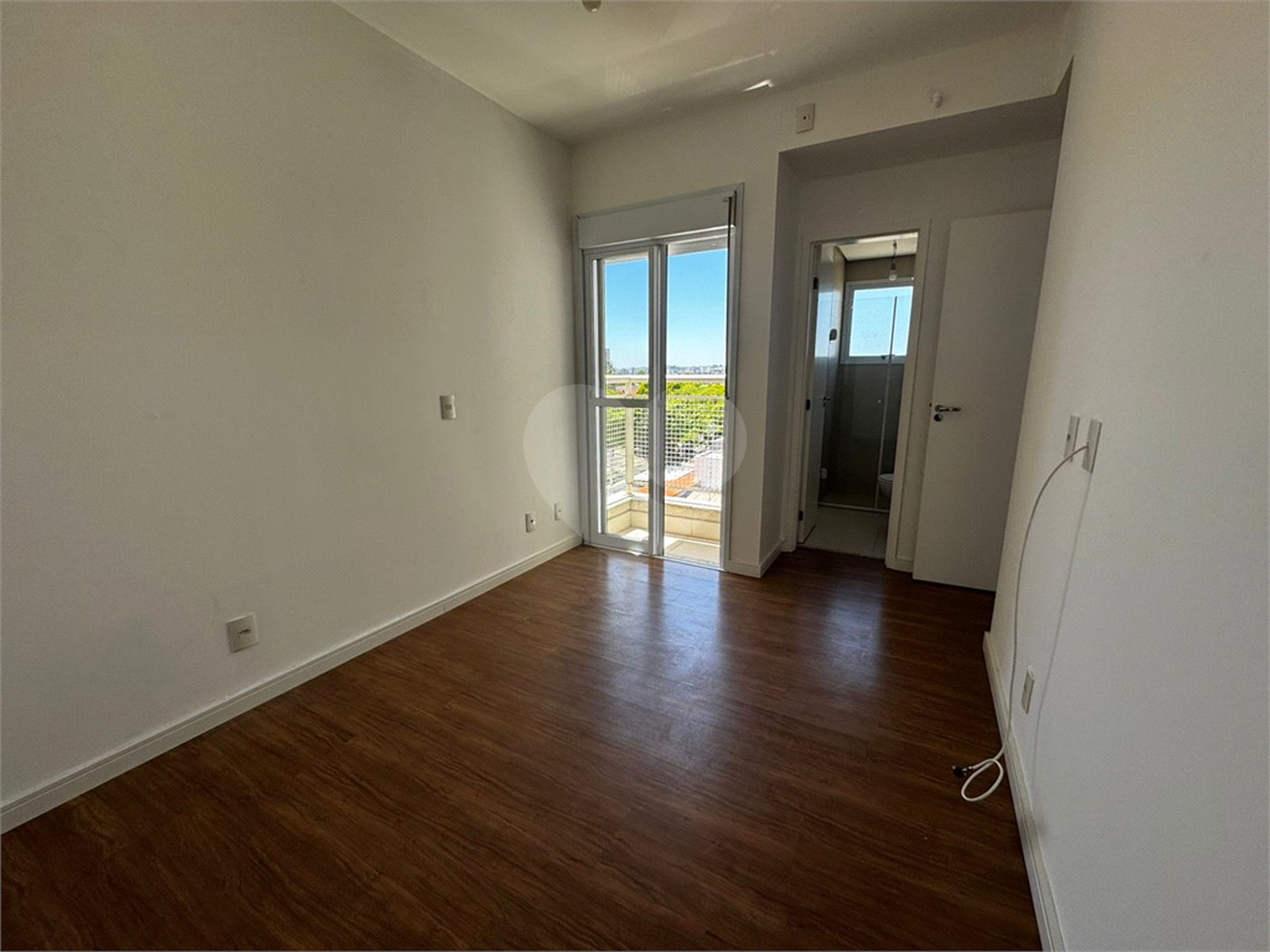 Apartamento à venda ou para alugar com 3 quartos, sendo 1 suíte,  em Vila Trujillo, Sorocaba, SP