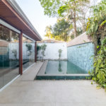 Casa à venda com 4 quartos, sendo 3 suítes, no condomínio Village Place, São Paulo - SP