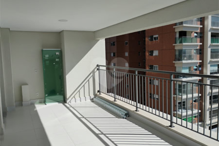 Apartamento à venda com 3 suítes em Anhangabaú, Jundiaí, SP