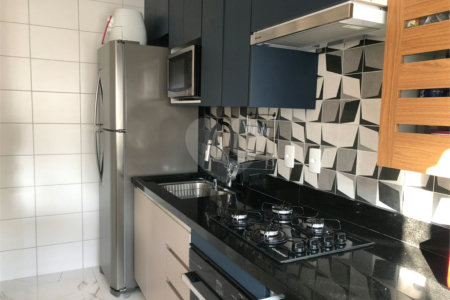 Apartamento à venda com 2 quartos em Parque Reboucas, São Paulo, SP