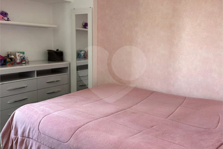 Apartamento à venda com 4 quartos, sendo 1 suíte, em Parque Tomas Saraiva, São Paulo, SP