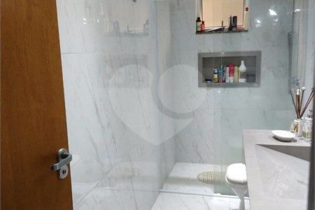 Casa à venda com 3 quartos, sendo 1 suíte, no condomínio Campos do Conde I, Paulínia - SP