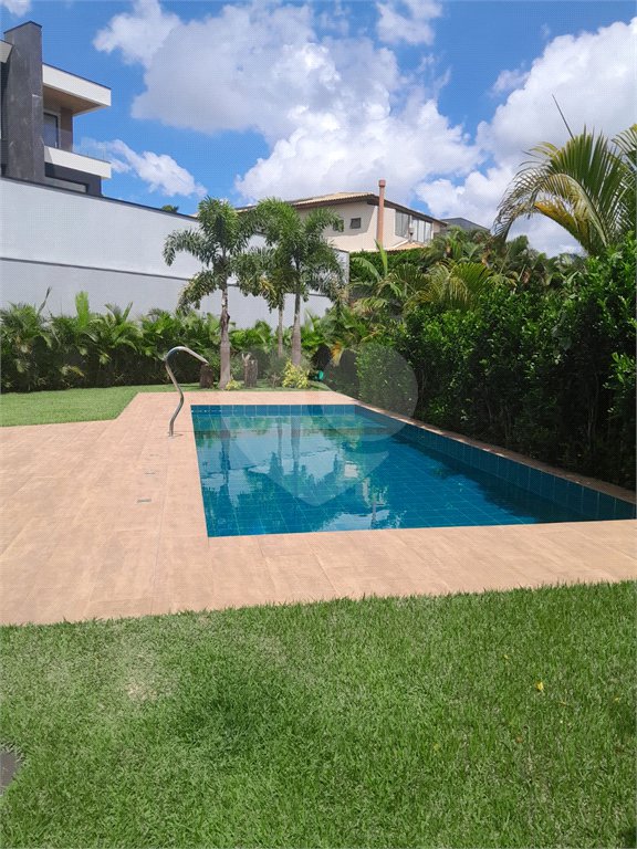 Casa à venda com 3 suítes em Moinho Velho, Cotia, SP