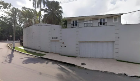 Casa à venda com 6 quartos, sendo 3 suítes,  em Jardim Guedala, São Paulo, SP