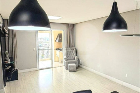 Apartamento à venda com 3 quartos, sendo 1 suíte,  em Vila Humaitá, Santo André, SP