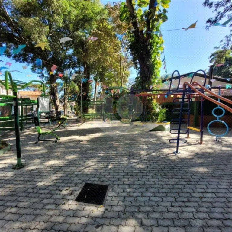 Sobrado à venda com 4 suítes em Jardim Olympia, São Paulo, SP
