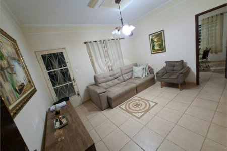Chácara à venda com 3 quartos, sendo 1 suíte,  em Ribeirãozinho, Alambari, SP