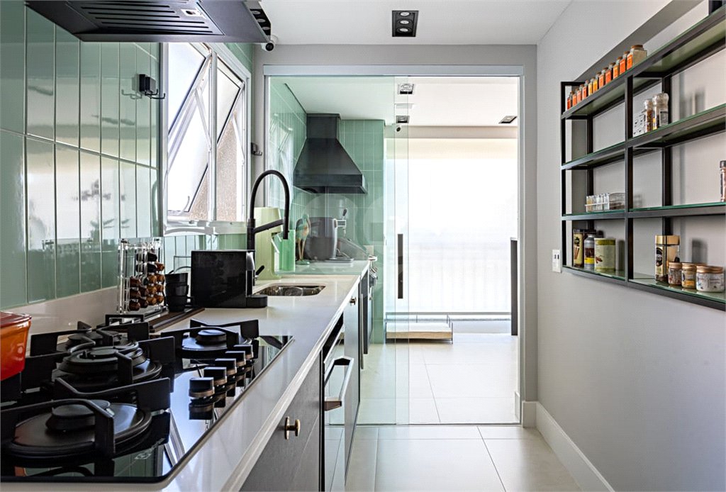 Apartamento à venda com 3 suítes em Jardim Sul, São Paulo, SP