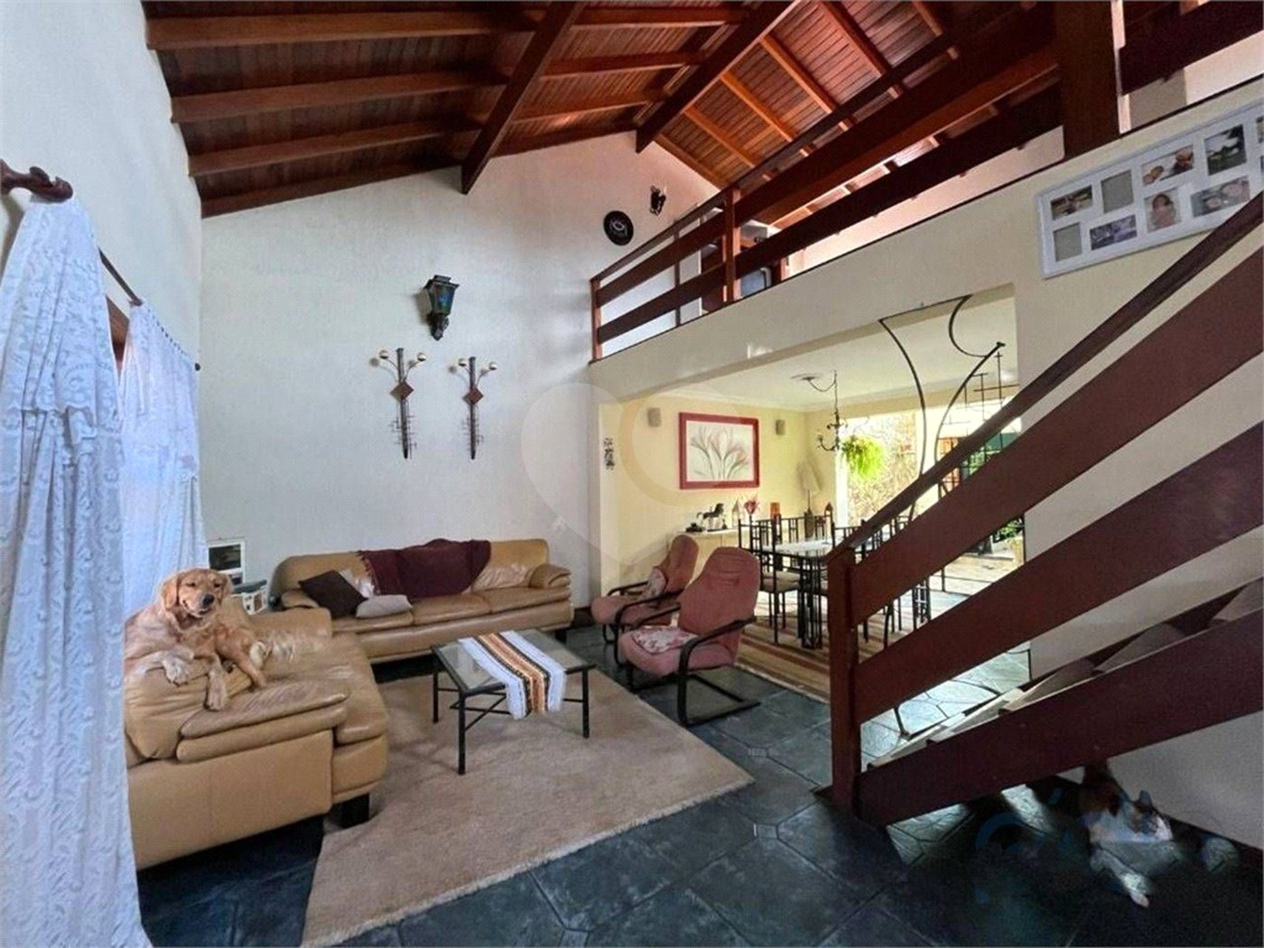 Casa à venda com 8 quartos, sendo 3 suítes, em Jardim Terceiro Centenário, Atibaia, SP