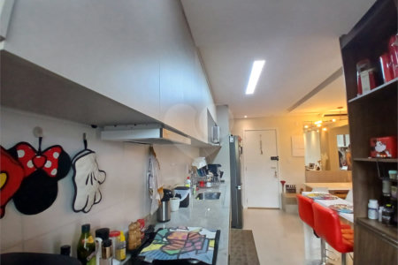 Apartamento à venda com 2 quartos, sendo 1 suíte,  em Bairro do Cambará, São Roque, SP