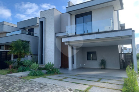 Casa para alugar com 3 suítes no condomínio Mosaico Essence, Mogi das Cruzes - SP