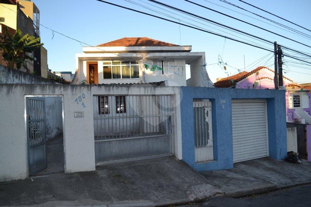 Sobrado à venda com 2 quartos em Vila Nivi, São Paulo, SP