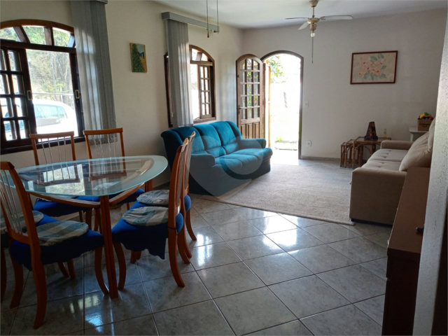 Casa à venda com 3 quartos, sendo 1 suíte,  em Tremembé, São Paulo, SP