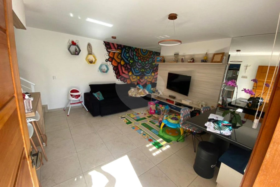 Sobrado à venda com 2 quartos em Tremembé, São Paulo, SP