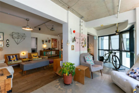 Apartamento à venda com 3 quartos, sendo 1 suíte, em Jardim Morumbi, São Paulo, SP