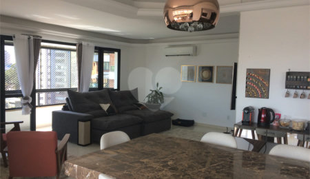 Apartamento à venda com 3 suítes em Vila Suzana, São Paulo, SP