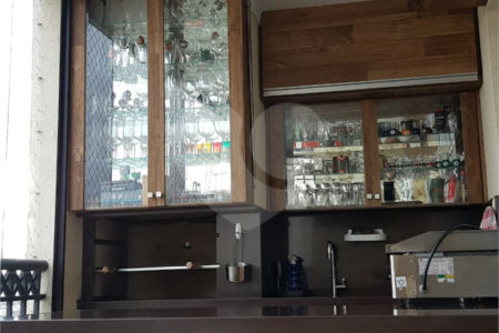 Apartamento à venda com 3 quartos, sendo 1 suíte, em Vila Maria Alta, São Paulo, SP